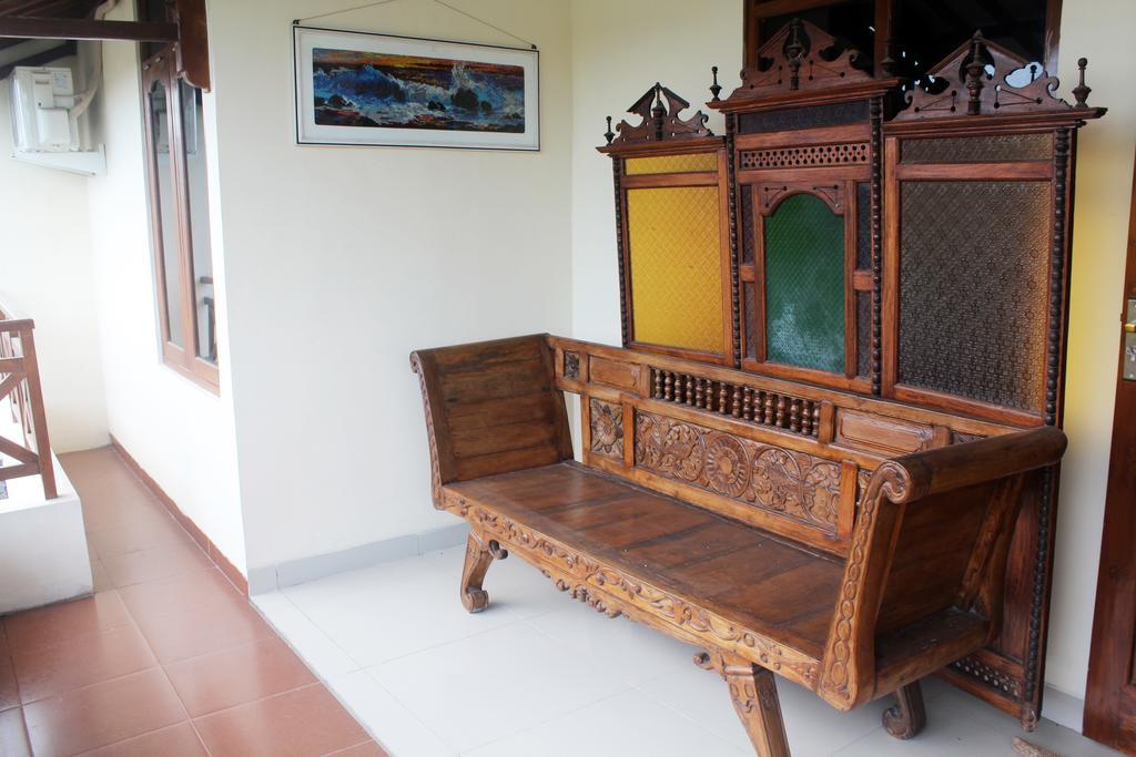 Griya Kedasih Guesthouse Джок'якарта Екстер'єр фото